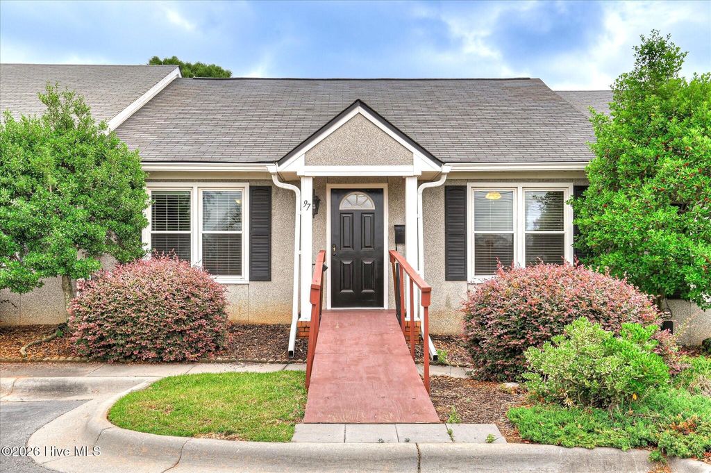 Photo of 97 W Arlington Heights, North Augusta, SC 29841 (MLS # 100577699)