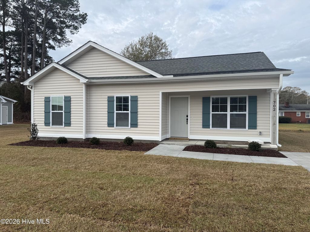 Photo of 702 Pope Street, Grifton, NC 28530 (MLS # 100516143)