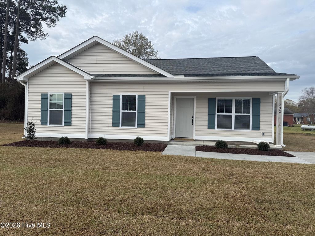 Photo of 702 Pope Street, Grifton, NC 28530 (MLS # 100516143)