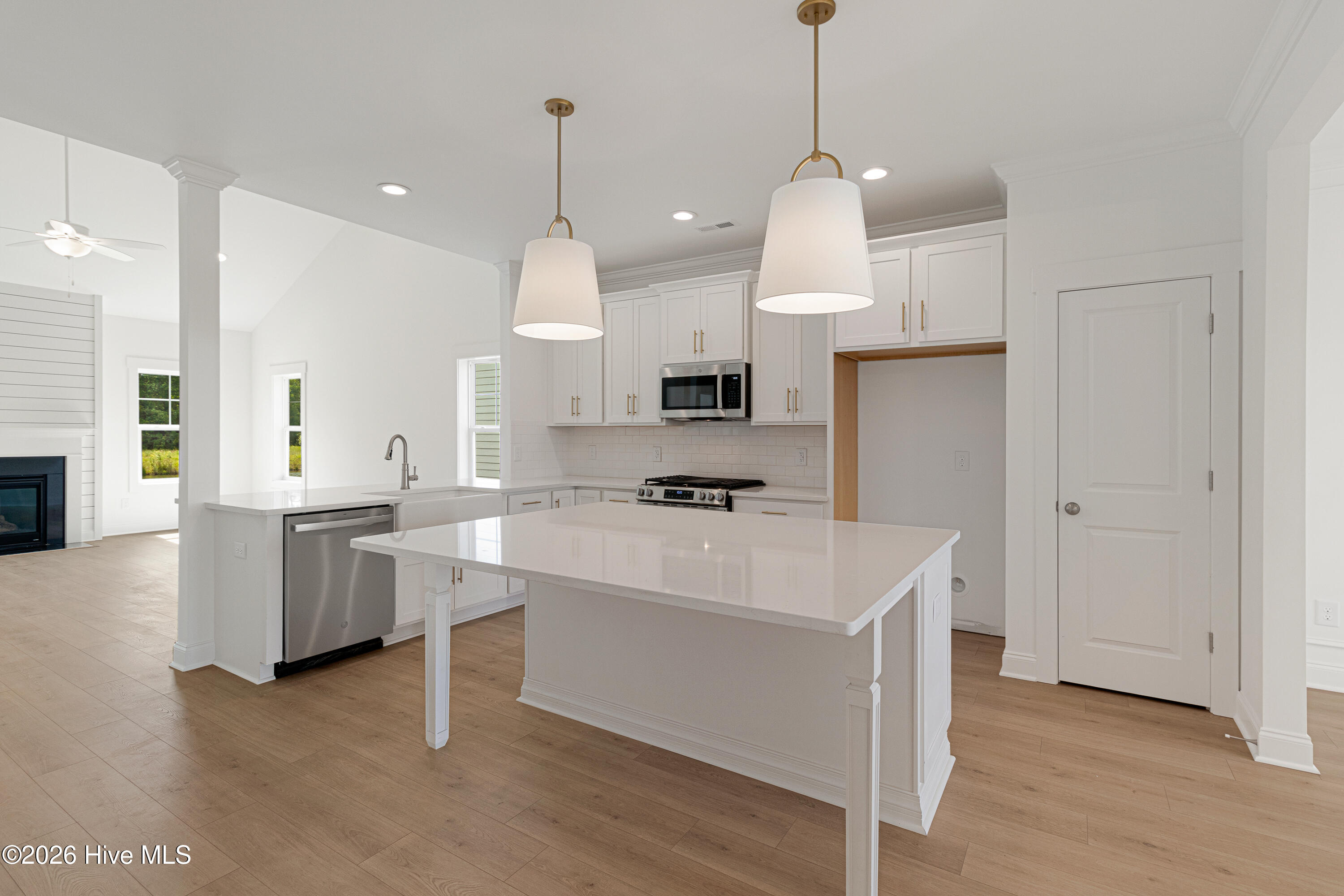 212 Windswept Lane
