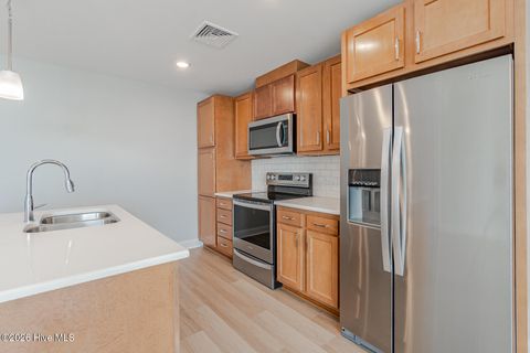Tiny photo for 14 Grace Street #Apt 1111, Wilmington, NC 28401 (MLS # 100572149)