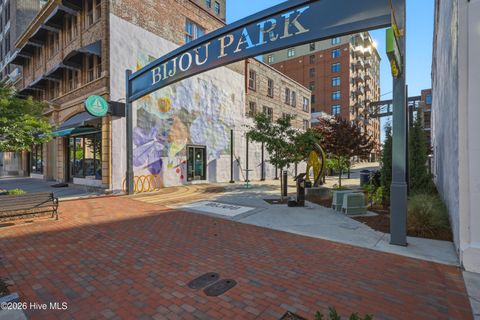 Tiny photo for 14 Grace Street #Apt 1111, Wilmington, NC 28401 (MLS # 100572149)