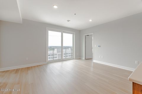 Tiny photo for 14 Grace Street #Apt 1111, Wilmington, NC 28401 (MLS # 100572149)