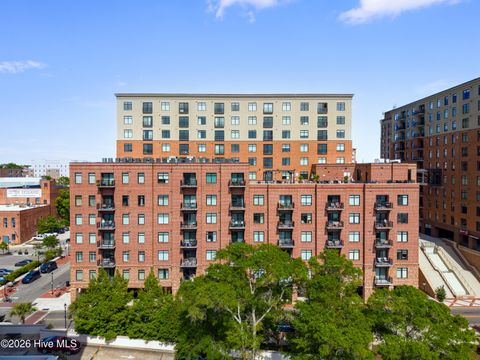 Tiny photo for 14 Grace Street #Apt 1111, Wilmington, NC 28401 (MLS # 100572149)
