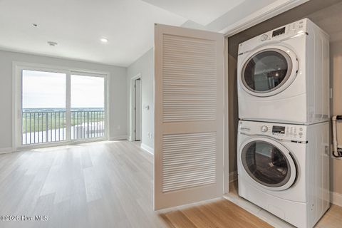 Tiny photo for 14 Grace Street #Apt 1111, Wilmington, NC 28401 (MLS # 100572149)