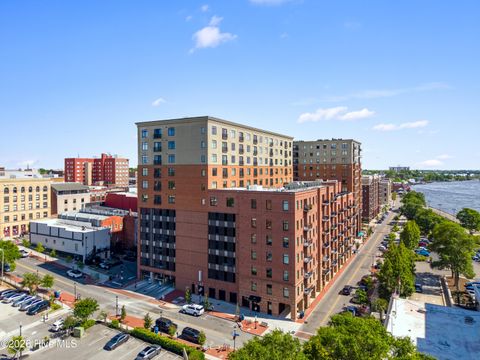 Tiny photo for 14 Grace Street #Apt 1111, Wilmington, NC 28401 (MLS # 100572149)