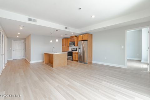 Tiny photo for 14 Grace Street #Apt 1111, Wilmington, NC 28401 (MLS # 100572149)