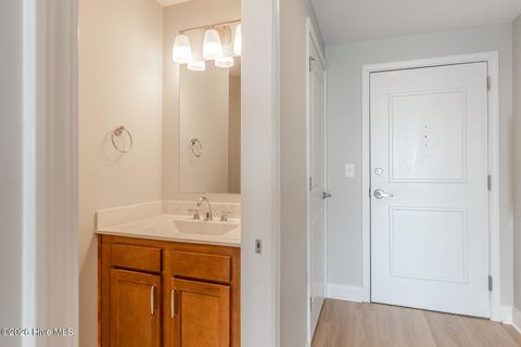 Tiny photo for 14 Grace Street #Apt 1111, Wilmington, NC 28401 (MLS # 100572149)