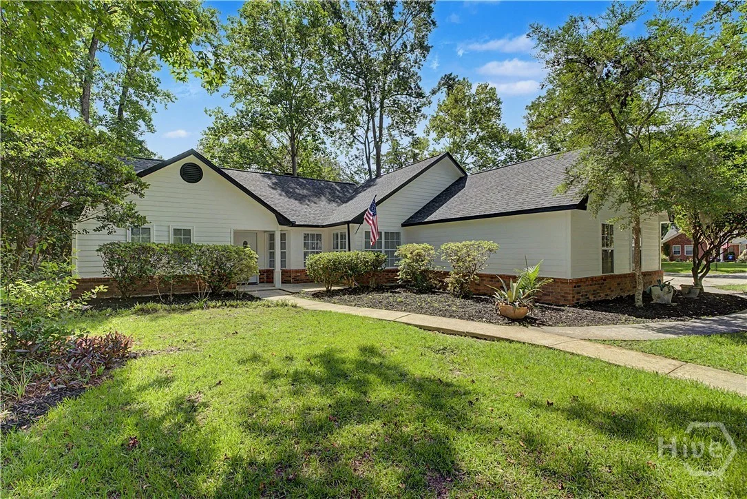 12 Cove Court