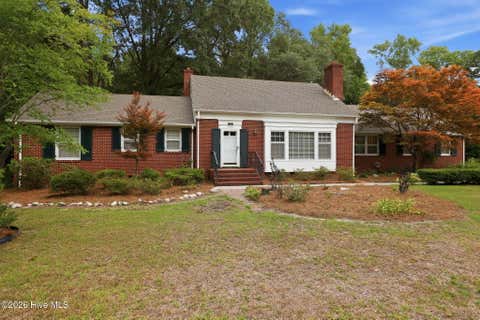 Homes For Sale - 202 Greenbriar Drive<br/> Pitt County, Greenville, NC 27834
