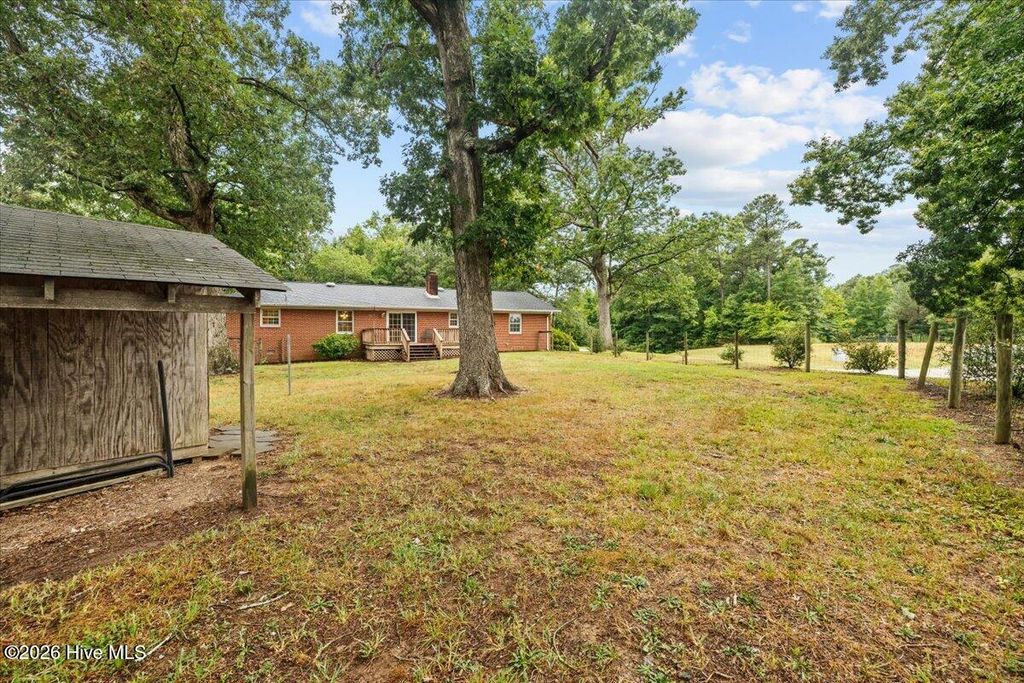 Photo of 60 Lancaster Drive, Goldston, NC 27252 (MLS # 100573546)