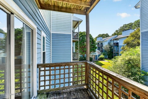 Tiny photo for 4240 Wilshire Boulevard #202e, Wilmington, NC 28403 (MLS # 100605567)