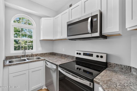 Tiny photo for 4240 Wilshire Boulevard #202e, Wilmington, NC 28403 (MLS # 100605567)