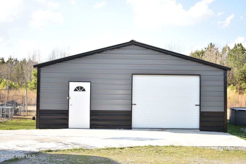 Photo of 1603 E Barr Road, Chocowinity, NC 27817 (MLS # 100560429)