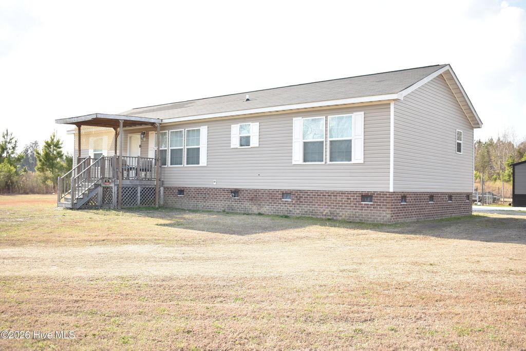Photo of 1603 E Barr Road, Chocowinity, NC 27817 (MLS # 100560429)