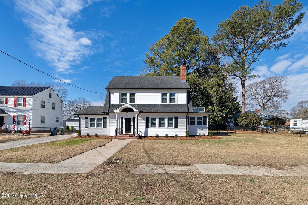 Photo of 203 S Pender Street, Fremont, NC 27830 (MLS # 100551534)