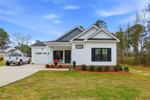 Homes For Sale - 710 Haskett Court<br/> Kinston, NC 28501