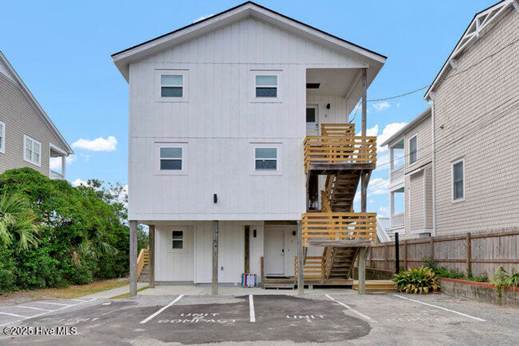 Photo of 9 W Atlanta Street #3, Wrightsville Beach, NC 28480 (MLS # 100557563)