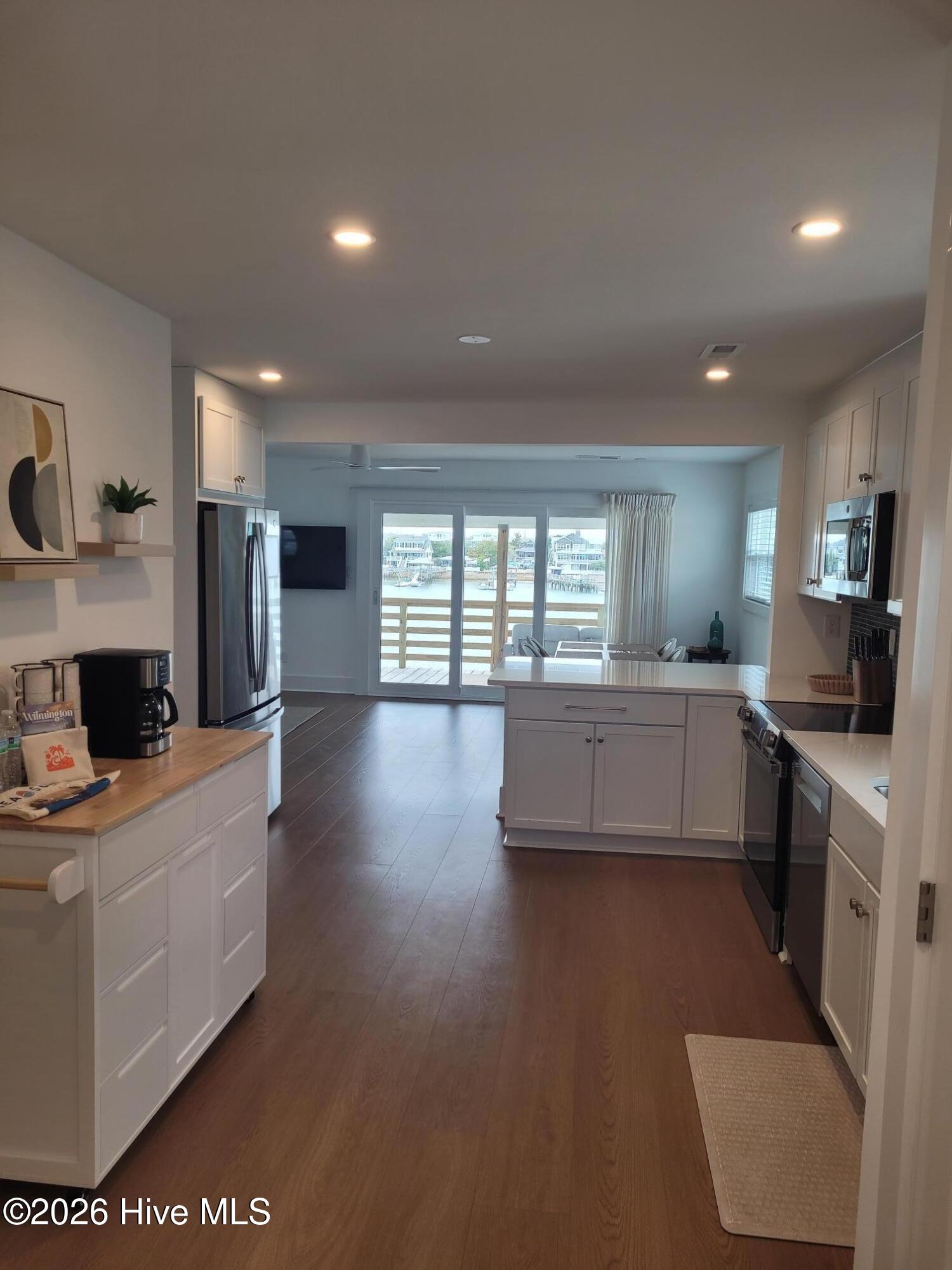 9 W Atlanta Street 3