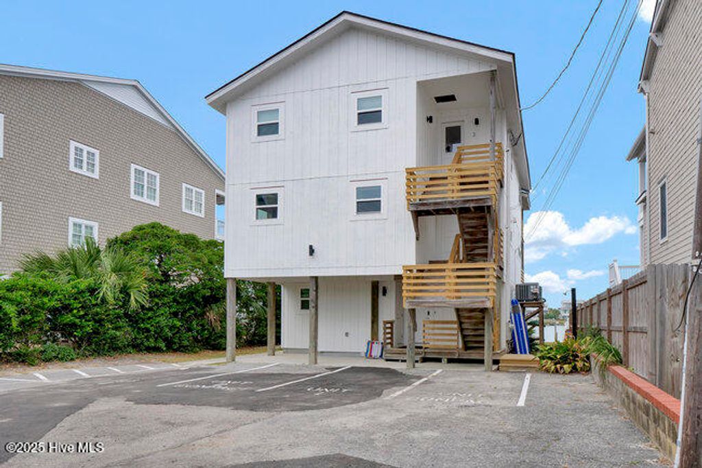Photo of 9 W Atlanta Street #3, Wrightsville Beach, NC 28480 (MLS # 100557563)