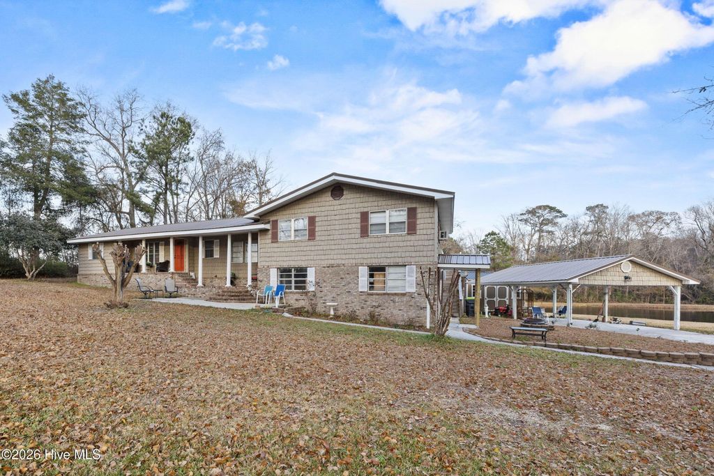 Photo of 1460 Midway Road SE, Bolivia, NC 28422 (MLS # 100550119)