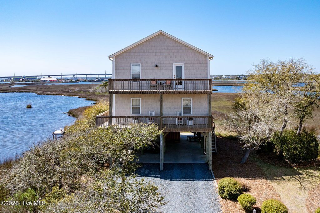 Photo of 117 Anchor Drive, Surf City, NC 28445 (MLS # 100488869)