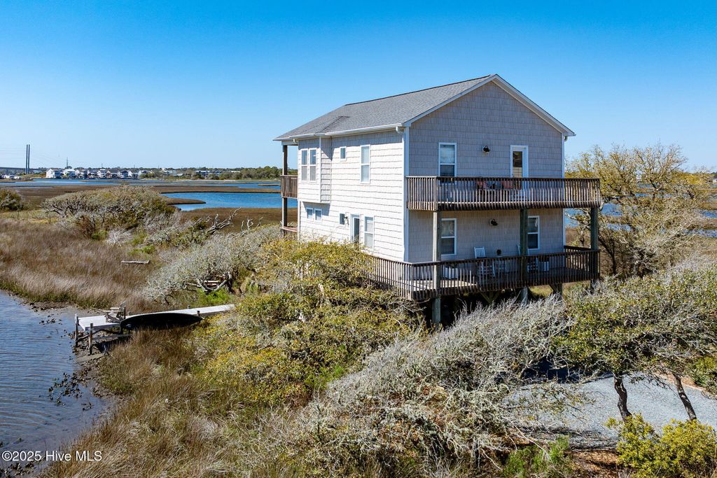 Photo of 117 Anchor Drive, Surf City, NC 28445 (MLS # 100488869)