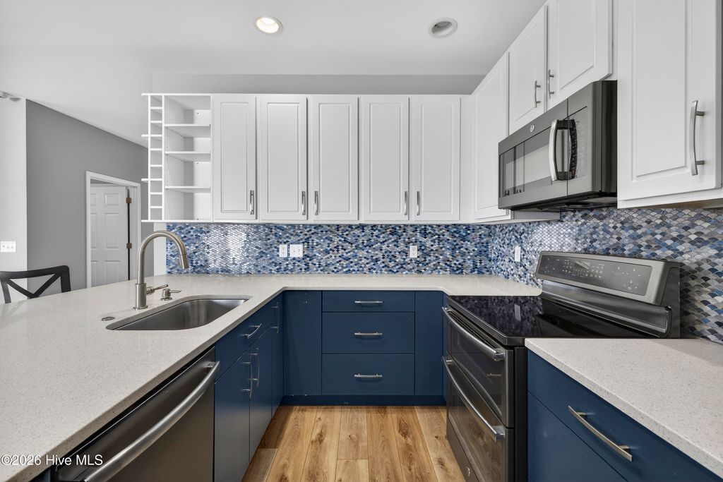 Photo of 1521 Honeybee Lane, Wilmington, NC 28412 (MLS # 100562348)