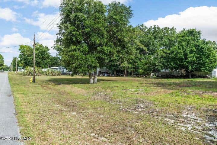 Photo of 591 Beachview Drive SE, Bolivia, NC 28422 (MLS # 100592218)