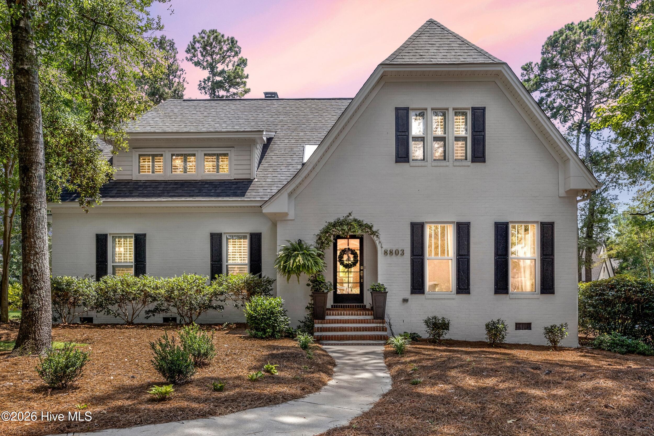 8803 Sawmill Creek Lane