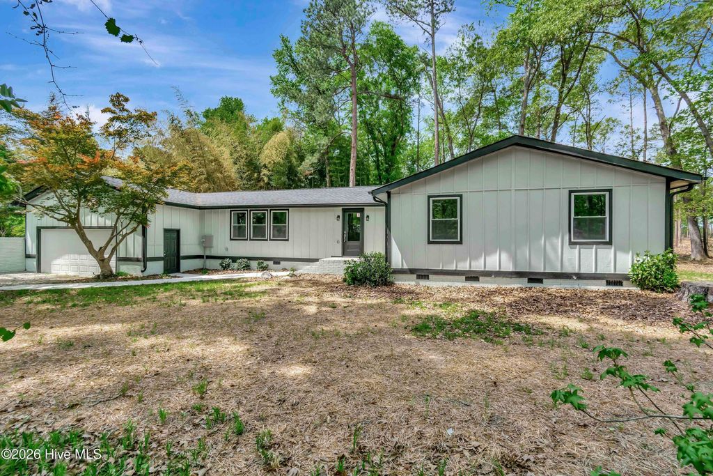 Photo of 12680 Donna Drive, Laurinburg, NC 28352 (MLS # 100566496)