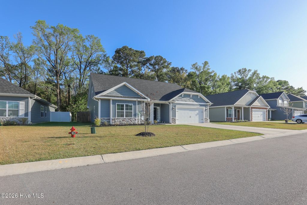 Photo of 907 Eakins Lane, Richlands, NC 28574 (MLS # 100565380)