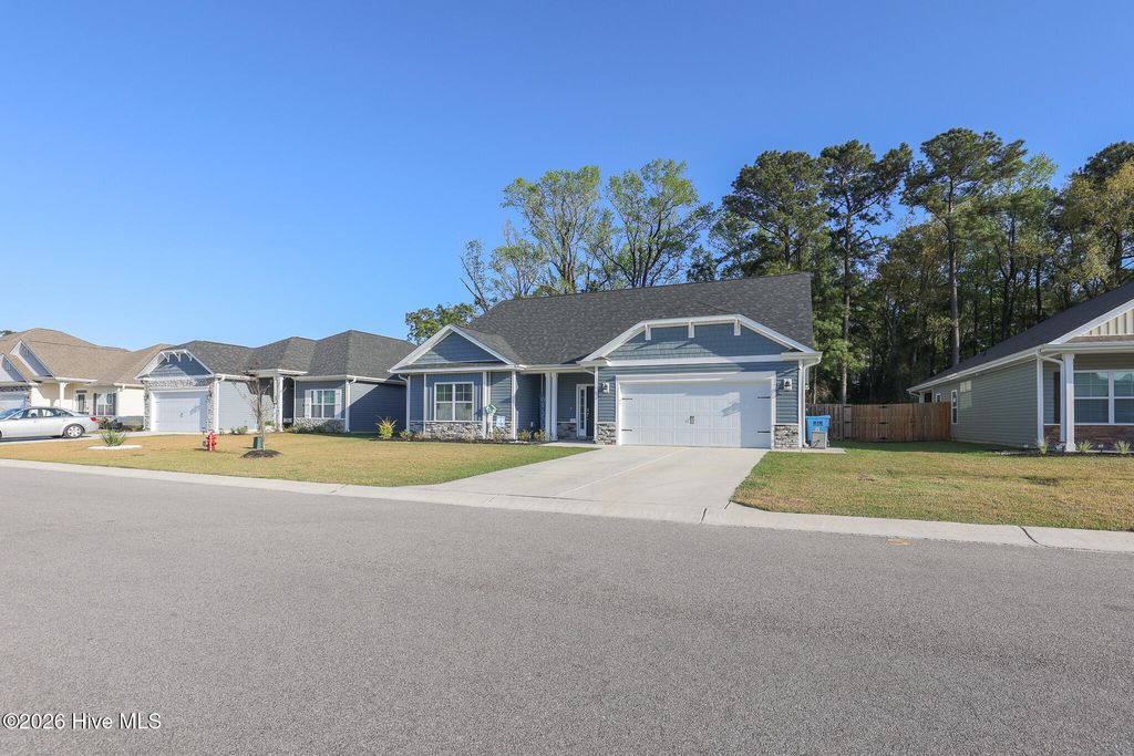 Photo of 907 Eakins Lane, Richlands, NC 28574 (MLS # 100565380)