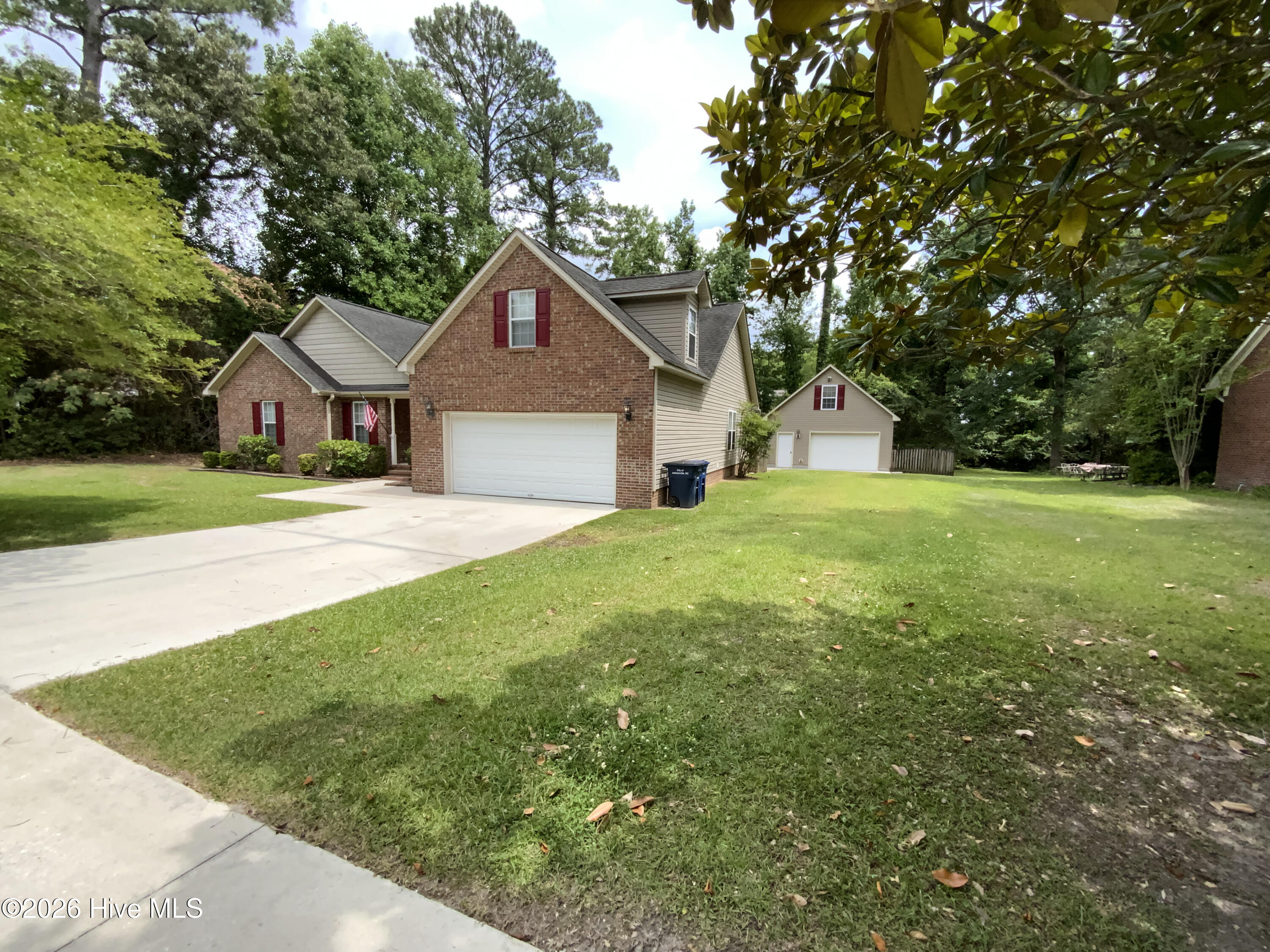 1005 Greenway Drive