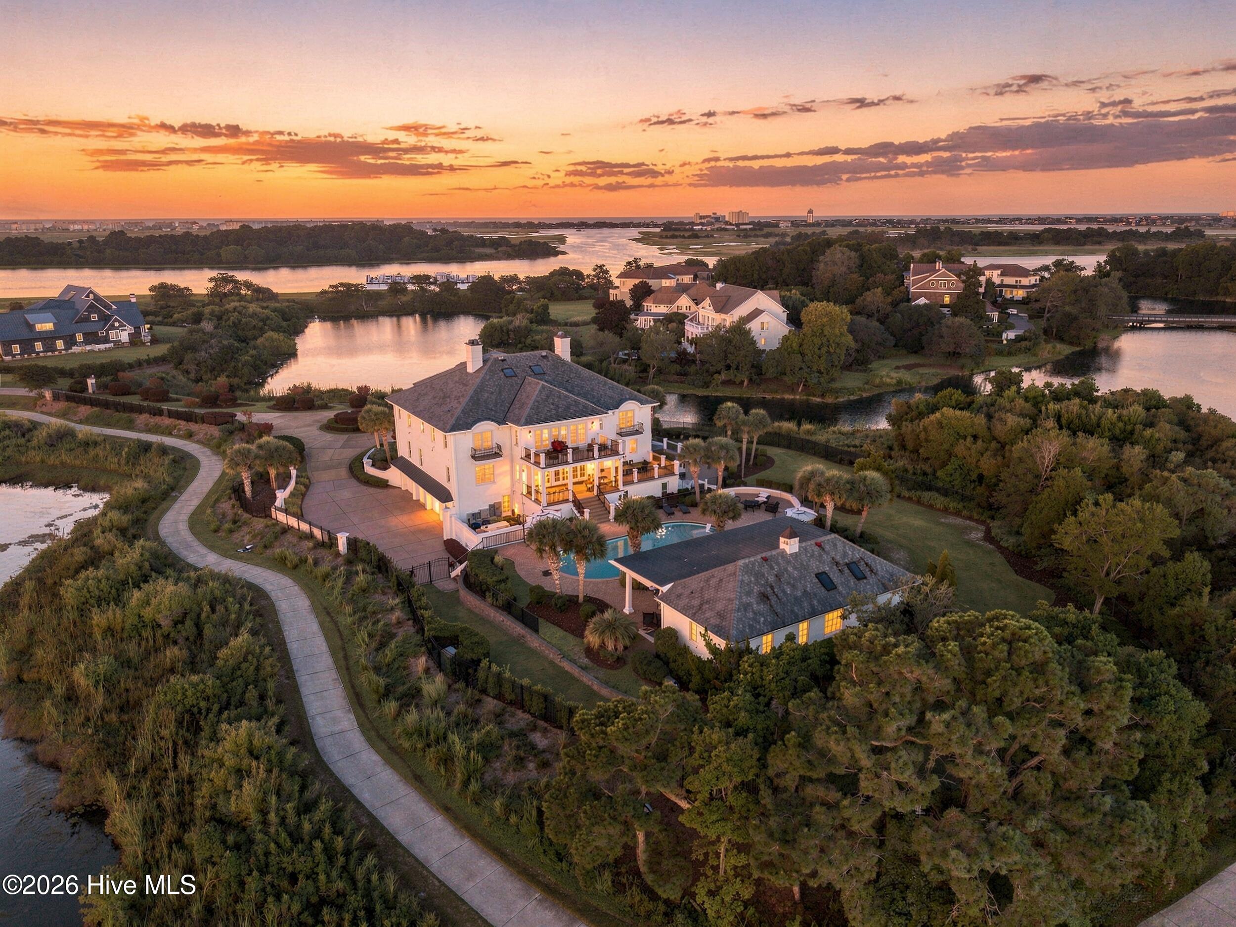 1120 Harborway Place