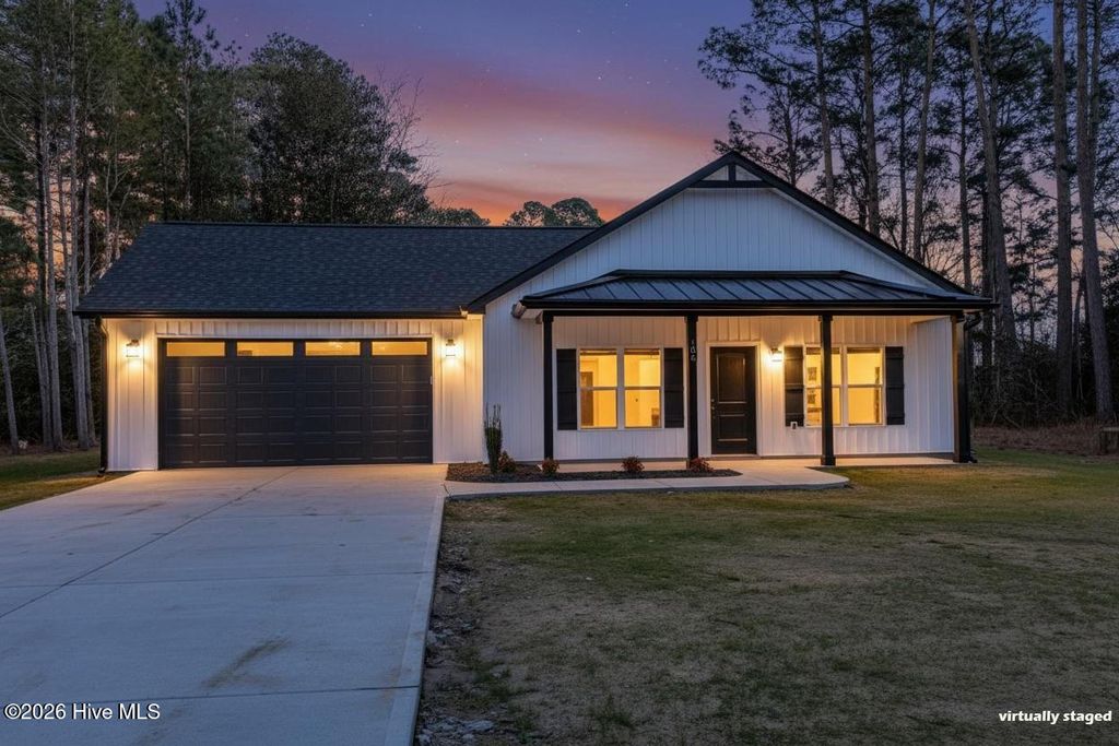 Photo of 105 Franklin Street, La Grange, NC 28551 (MLS # 100557782)