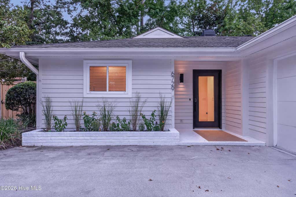Photo of 6729 Cable Car Lane, Wilmington, NC 28403 (MLS # 100595166)