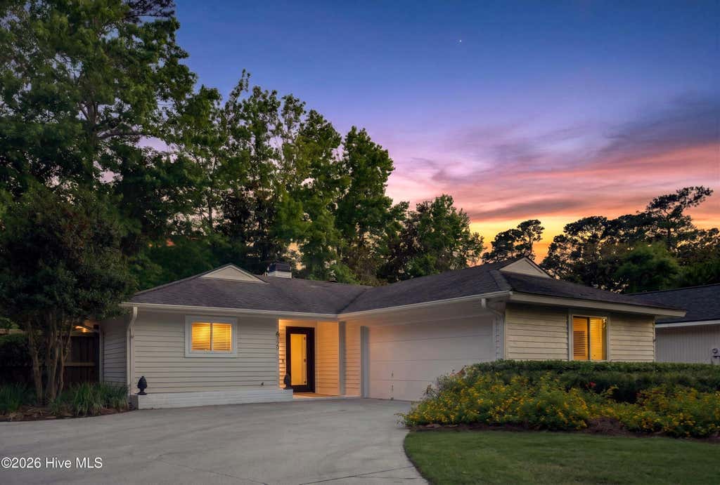 Photo of 6729 Cable Car Lane, Wilmington, NC 28403 (MLS # 100595166)