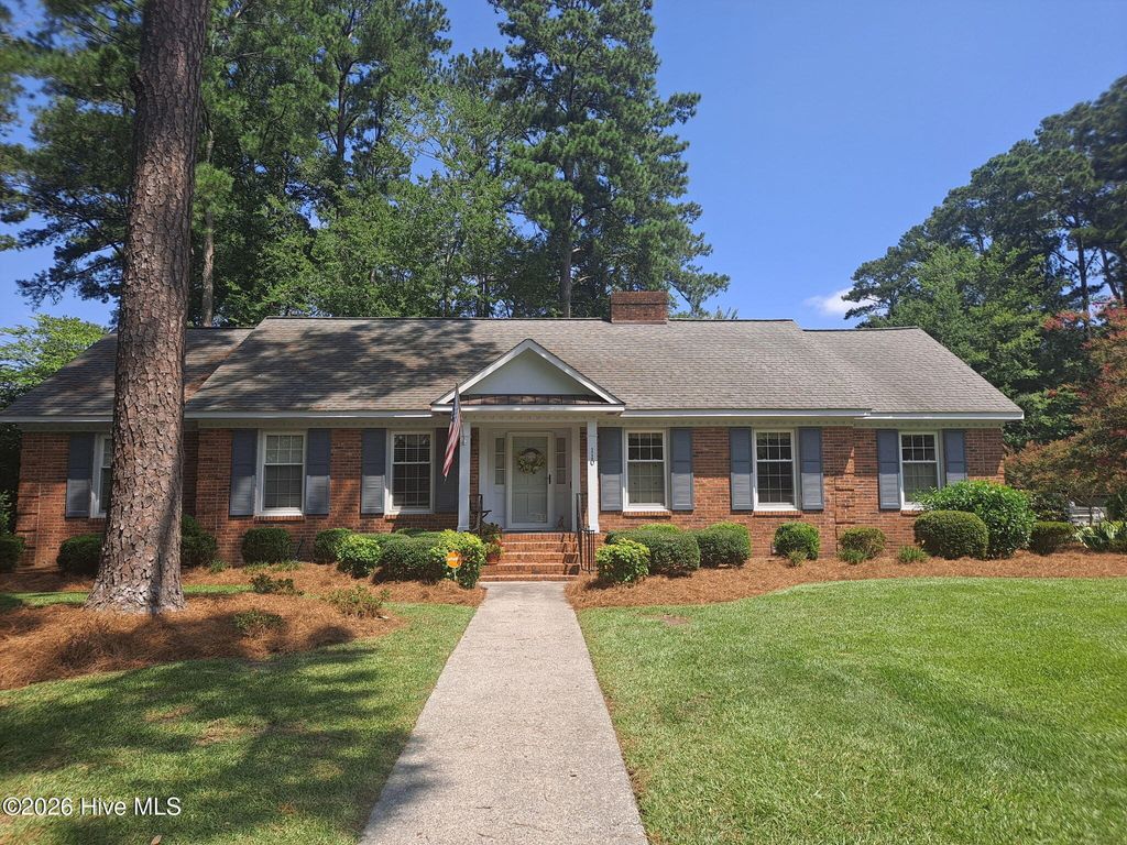 Photo of 110 Martinsborough Road, Greenville, NC 27858 (MLS # 100558581)