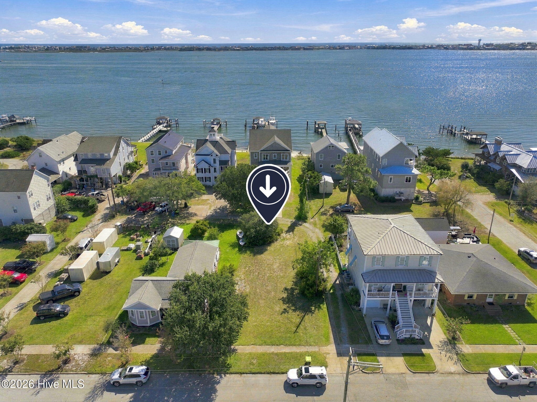 1409 Shackleford Street