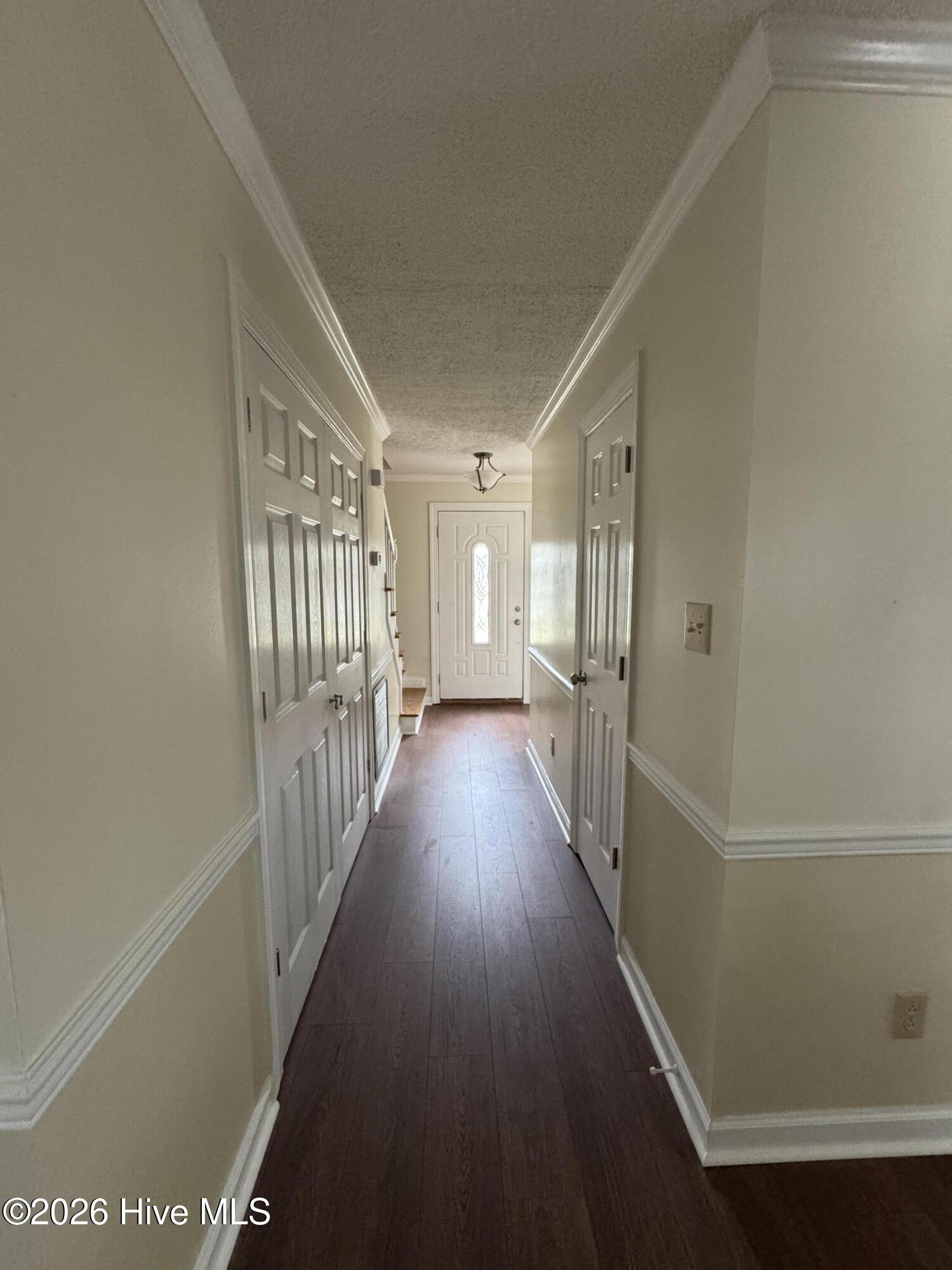 2 Raintree Way