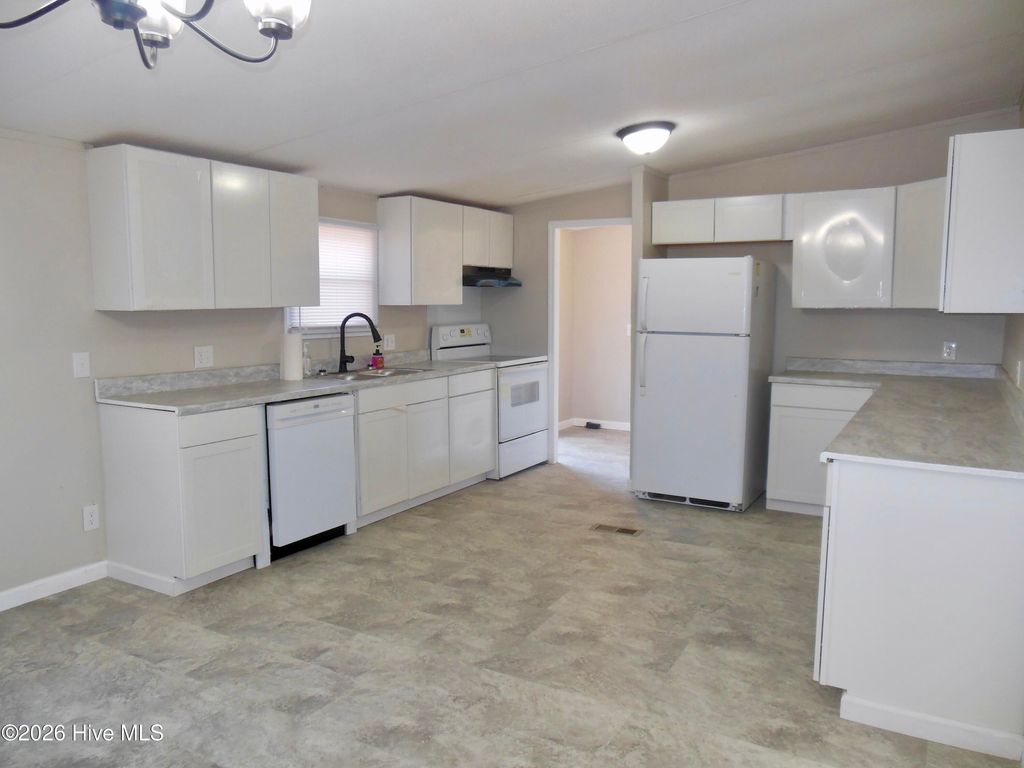 Photo of 118 Woodhaven Drive, Rocky Point, NC 28457 (MLS # 100550725)