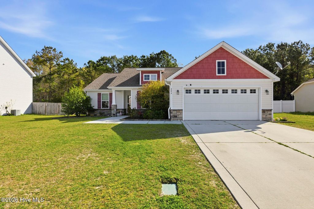 Photo of 404 Hidden Oaks Drive, Jacksonville, NC 28546 (MLS # 100561870)