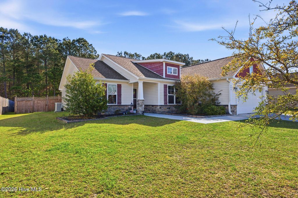 Photo of 404 Hidden Oaks Drive, Jacksonville, NC 28546 (MLS # 100561870)