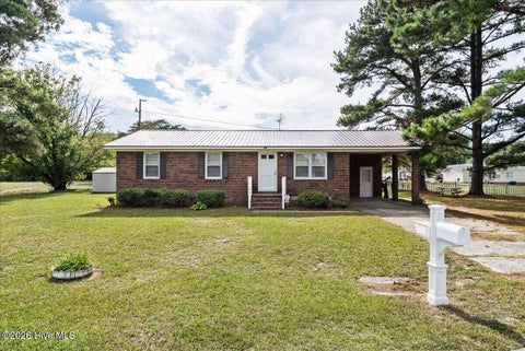 Photo of 207 Thomas Street, Conway, NC 27820 (MLS # 100609015)