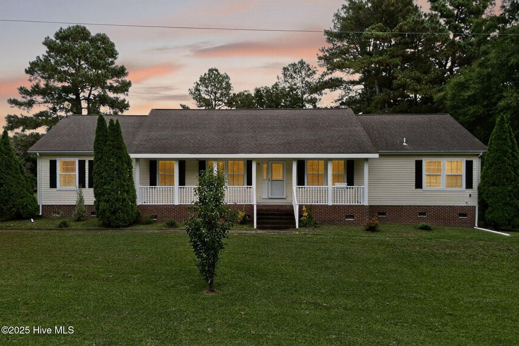 Photo of 370 Hill Lane Road, Eure, NC 27935 (MLS # 100531796)