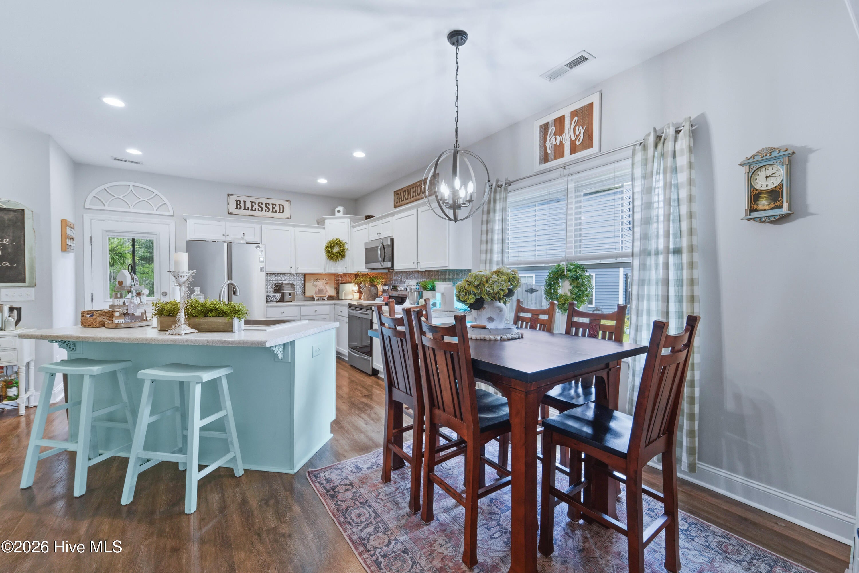 504 Everett Glades