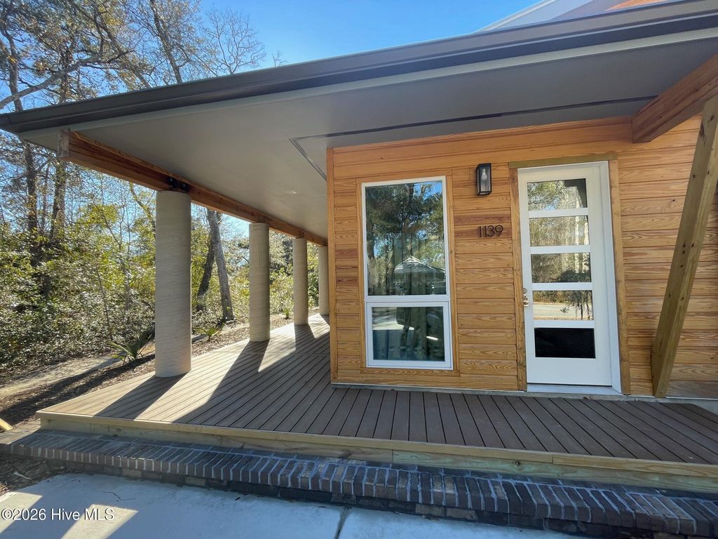 Photo of 1139 N Caswell Avenue, Southport, NC 28461 (MLS # 100555551)