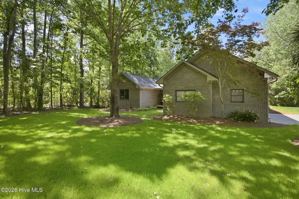 Photo of 512 North Line Drive, Hampstead, NC 28443 (MLS # 100569469)