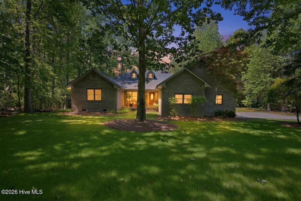 Photo of 512 North Line Drive, Hampstead, NC 28443 (MLS # 100569469)